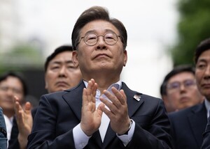 "함께, 오월을 쓰다"…제45주년 5·18, 민주주의의 현재를 묻다