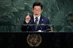 이재명, <b>귀국</b> 직후 민생 점검…현장 중심 국정 복귀