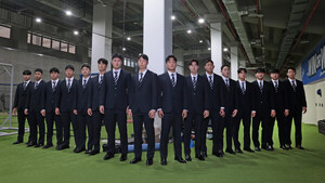 <b>삼성물산 패션</b> 갤럭시, 2년 연속 <b>삼성</b>라이온즈 신인 선수 슈트 협찬