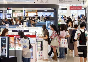 '외형만 성장' 면세점의 그늘...외국인 늘어도 지갑은 닫혔다 - 뉴스 썸네일 이미지